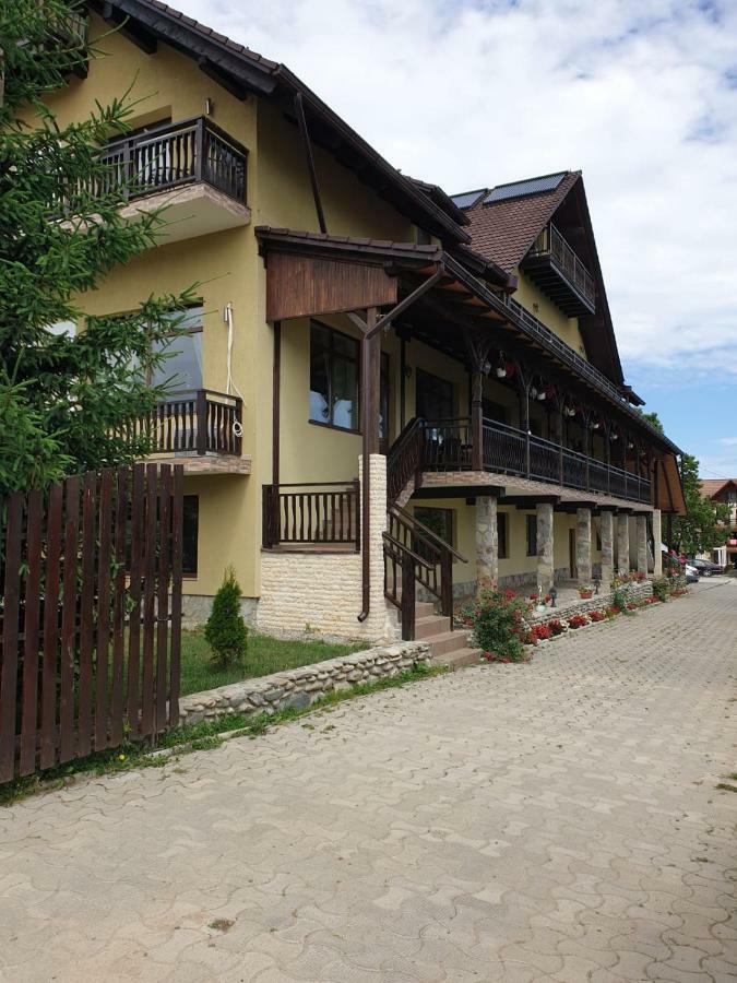 Pensiunea Roua Muntilor Симбета-де-Сус Екстер'єр фото